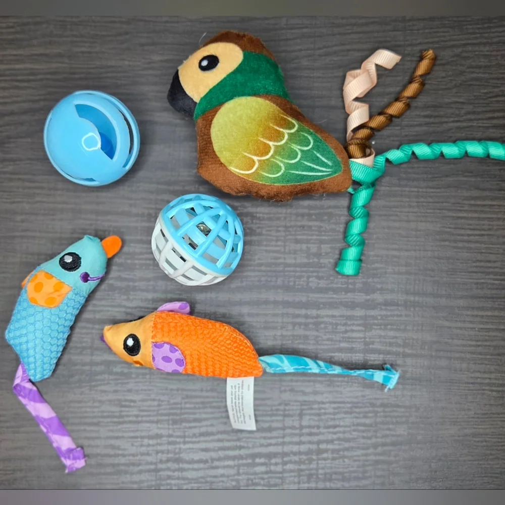 Huge Cat Toy Bundle Lot 🐾 15+ Pieces – Wand, Plush, Balls, Catnip, Seasonal Toy
